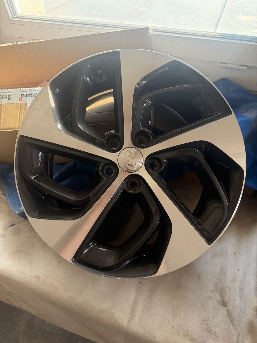 Hyundai Felgen: Felgen Hyundai Tucson  – Gebraucht aus Walzenhausen von Kapp2702 1