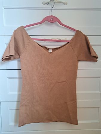 Top Shirt Grösse S/M WIE NEU V Ausschnitt