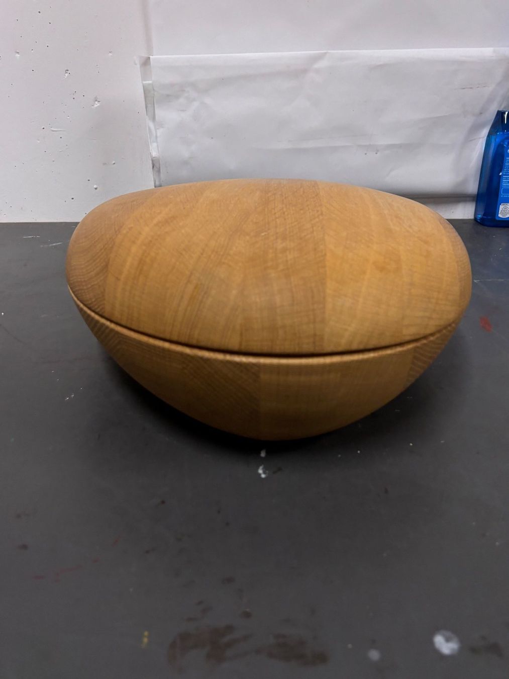 Coupes: Gr. Deckelschale von Rickenbach solid Wood Designklassiker – D'occasion à rotkreuz par baudisch 1