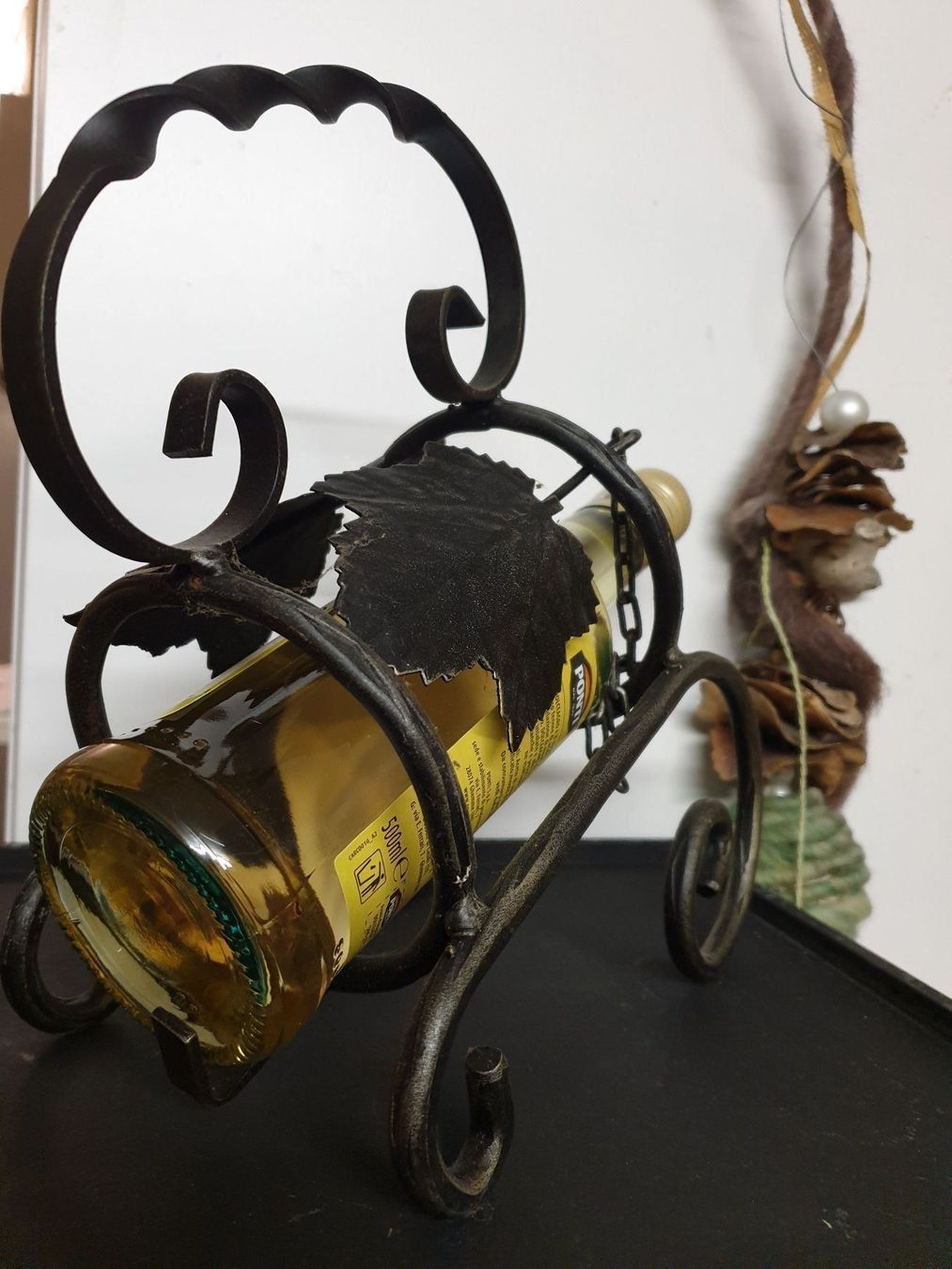 Portabottiglie: Schmiedeisener Wein Flaschenhalter – Usato da Amriswil venduto da used2use 1