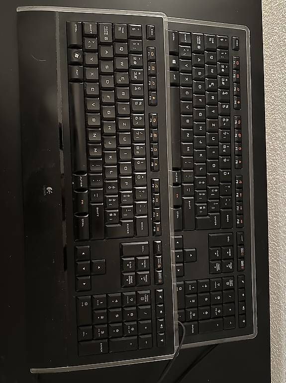 Tastiere: 2x Logitech Tastatur alt – Usato da Aarburg venduto da Kazck05