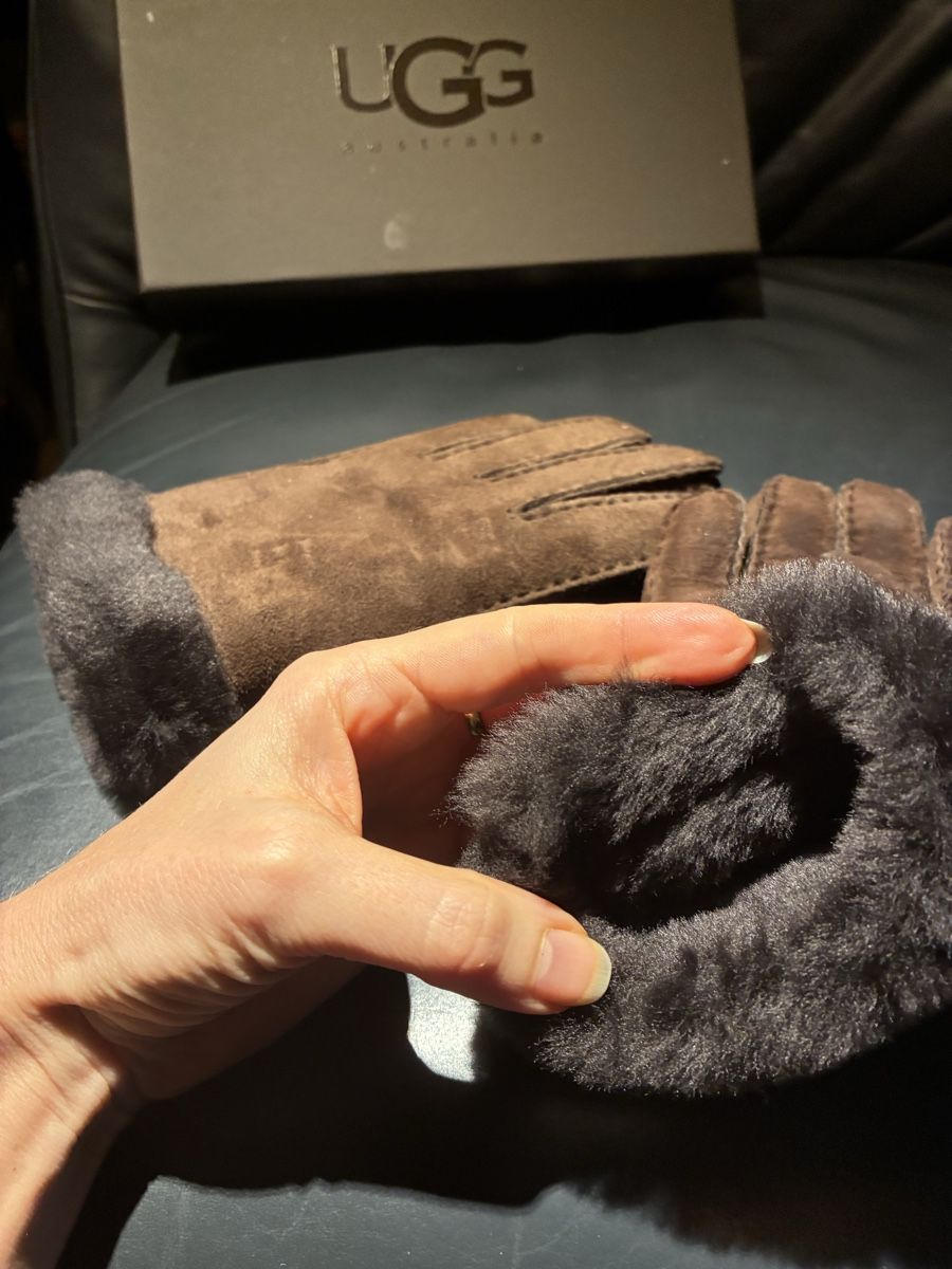 Ugg Handschuhe & Handstulpen: Ugg Handschuhe 🧤 – Gebraucht aus Laupen BE von ole_l8gg 4