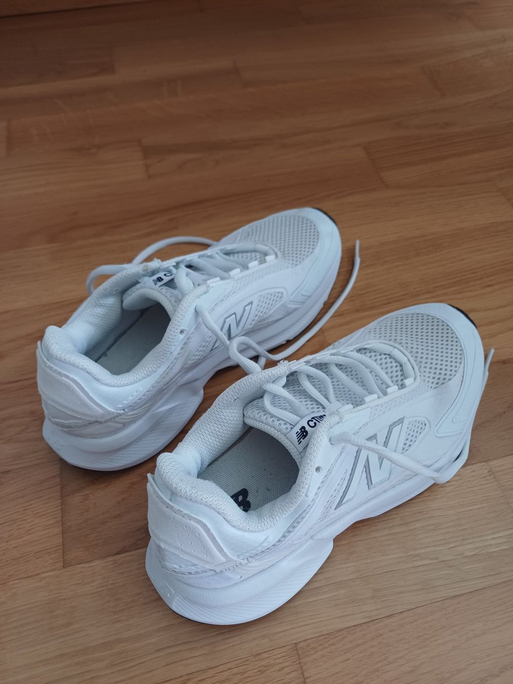 New Balance Scarpe da donna: New Balance schuhe, Damen 38 – Usato da Zürich venduto da ale_w2kh 2