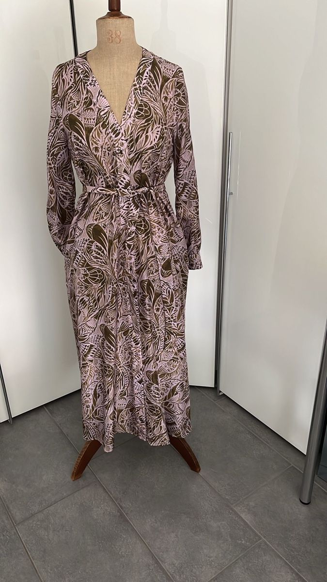 Vestiti: Seidenkleid Momoni Gr. 38 – Usato da Widen venduto da Ragusa33