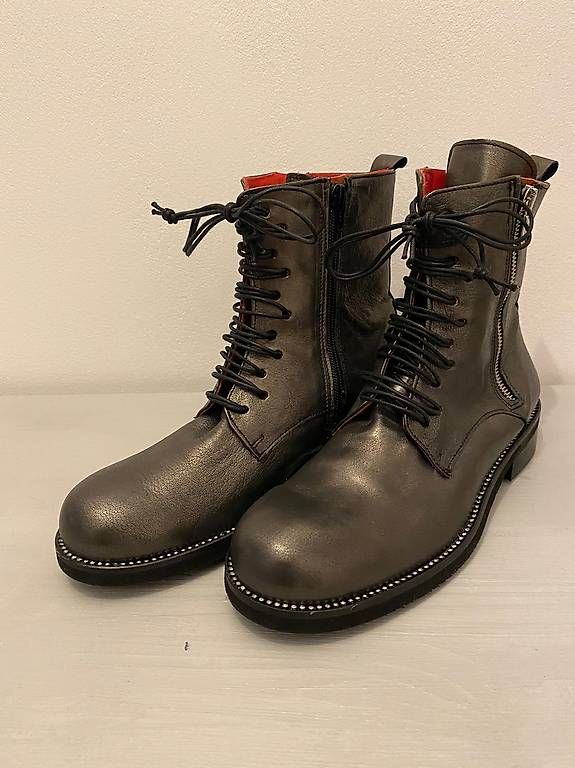 Scarpe da donna: NEU L'Idea Schnürer Boot dunkelsilber Gr. 40 – Nuovo (secondo la descrizione) da Thun venduto da urs_p58q