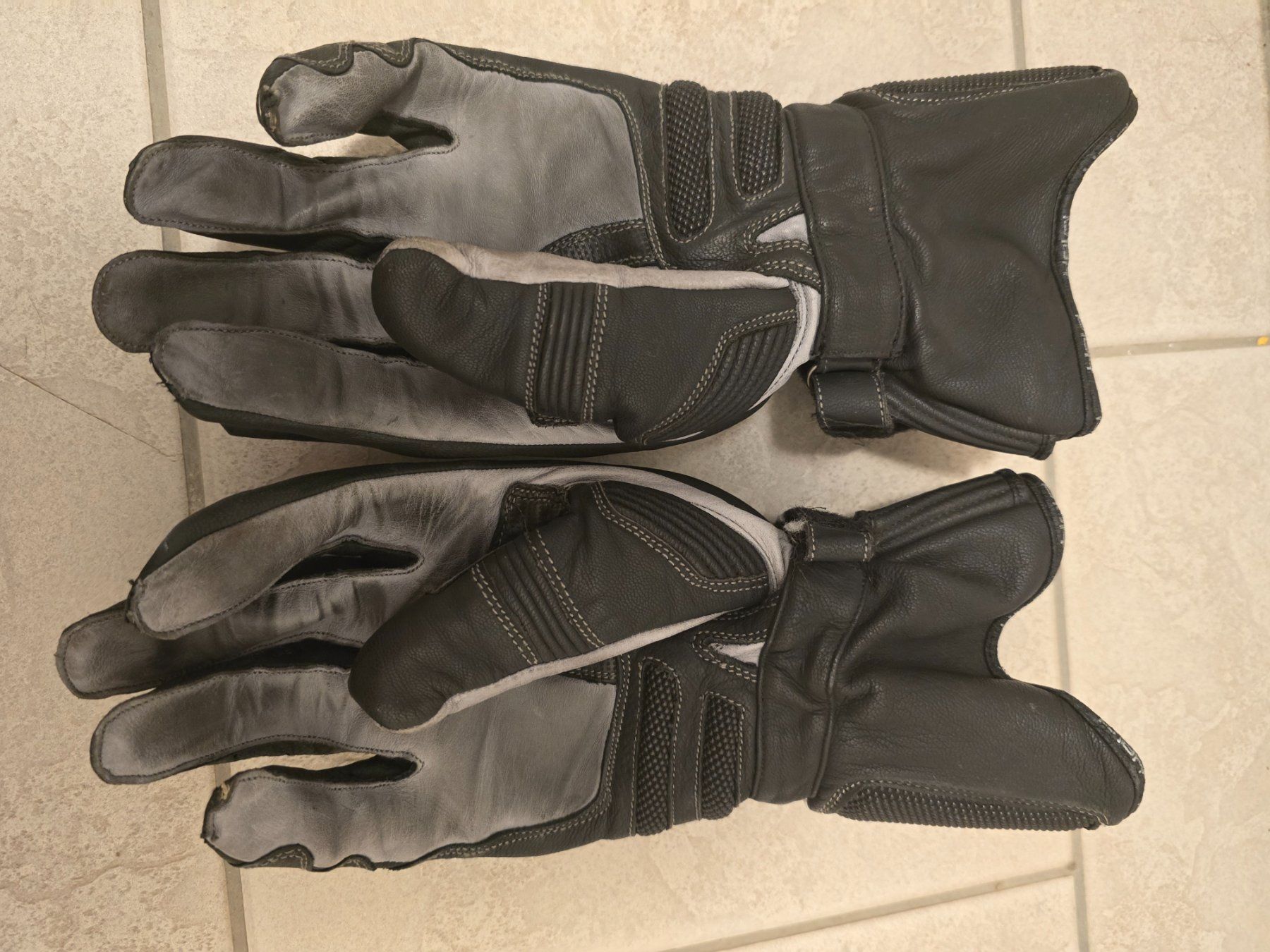 Guanti & manicotti: Held Leder-Motorradhandschuhe Gr. 10 / XL – Usato da Jeuss venduto da chriguU_ 2