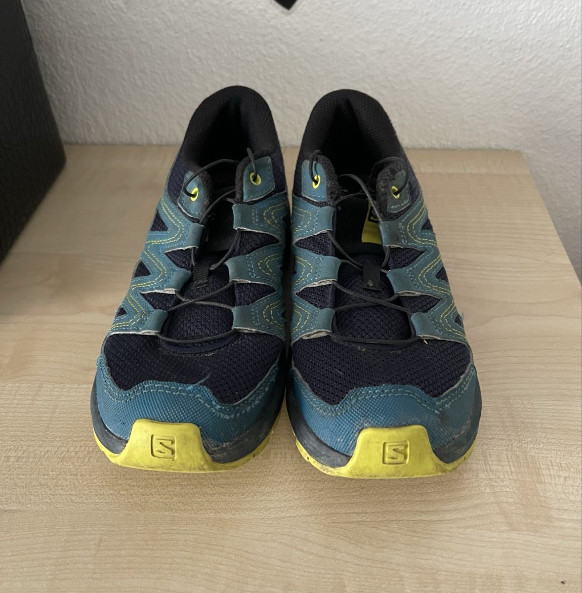 Scarpe per ragazzi: Kinderschuhe 2 Paar Gr. 34 – Usato da Schwarzenburg venduto da The_Power_Of_Scents 3