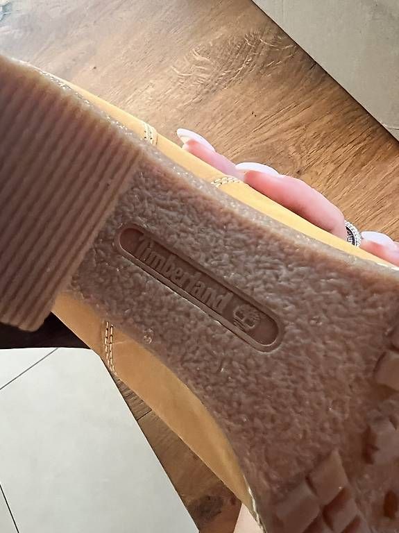 Scarpe da donna: Vendo scarpe  – Usato da Losone venduto da ema_2fpw 2