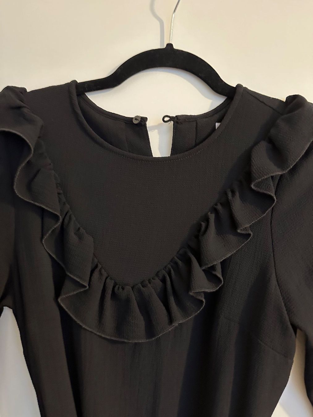 H&M Vestiti: Schwarze Kleid – Usato da Lustmühle venduto da sar_7xmy 3