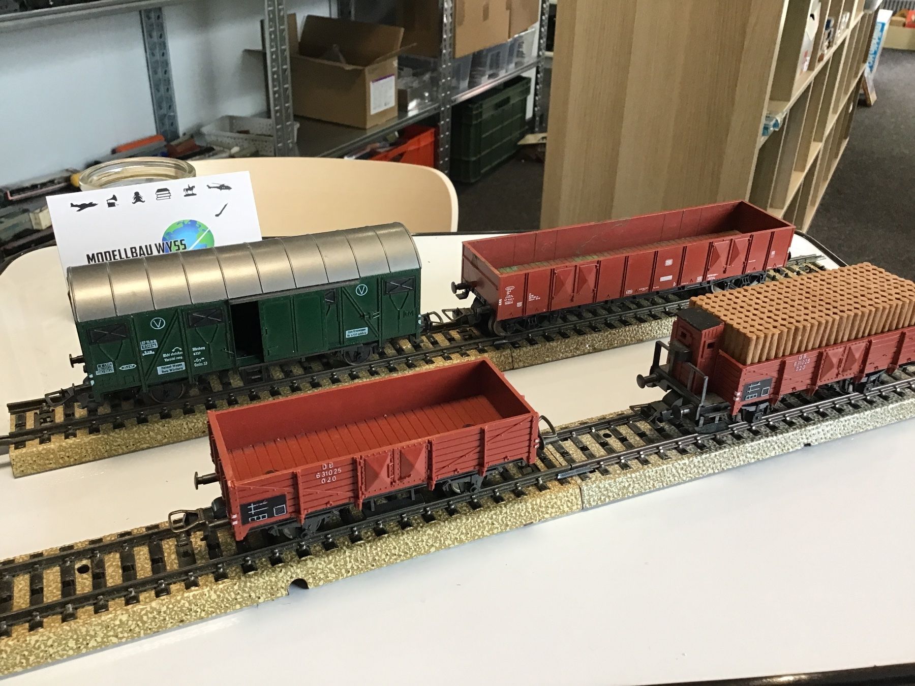 Fleischmann Modelleisenbahnen: FLEISCHMANN Güterwagen SET H0, – Gebraucht aus Männedorf von Modell-Spezialisten