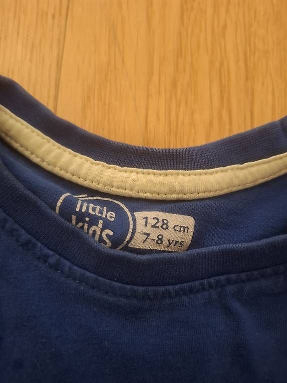 Camicie, T-shirt & Polo: Tshirts 2x Gr.128 – Usato da Zürich venduto da sil_2yhh 2