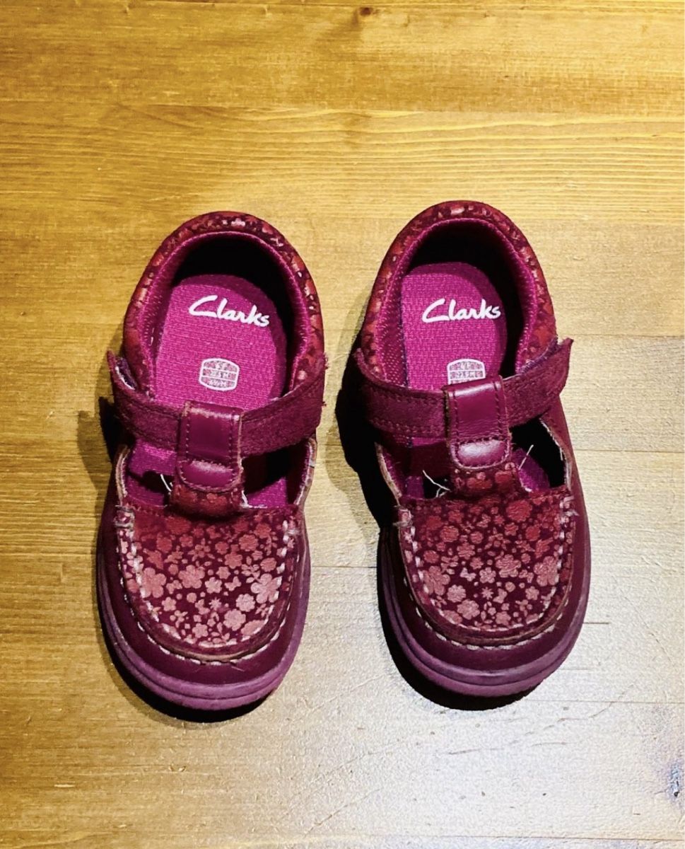 Clarks Scarpe per ragazze: Girls shoe Clarks 22-23 – Usato da Zürich venduto da Mariaov