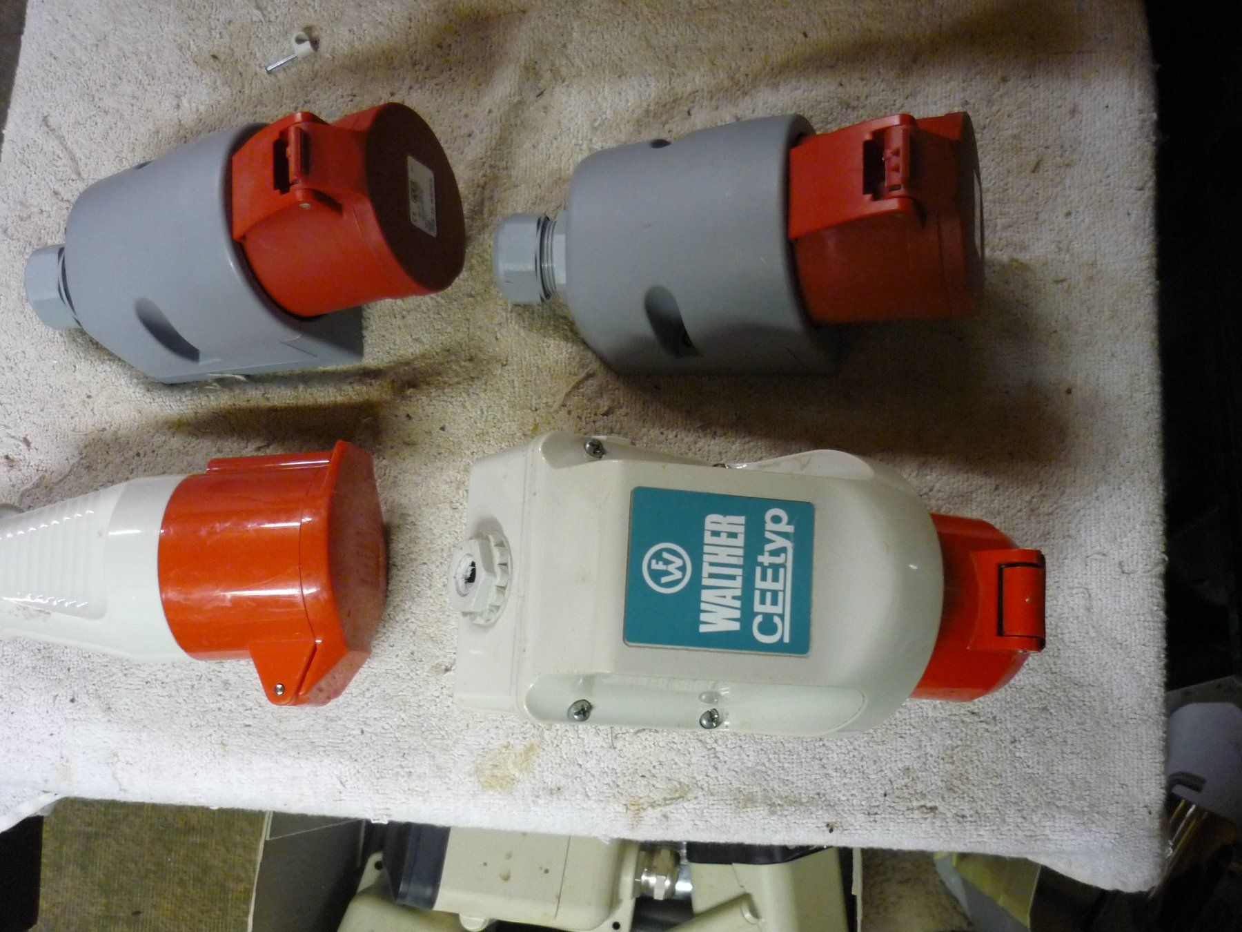 Stecker: Euro Steckvorrichtungen – Gebraucht aus Ebnat-Kappel von chech 1