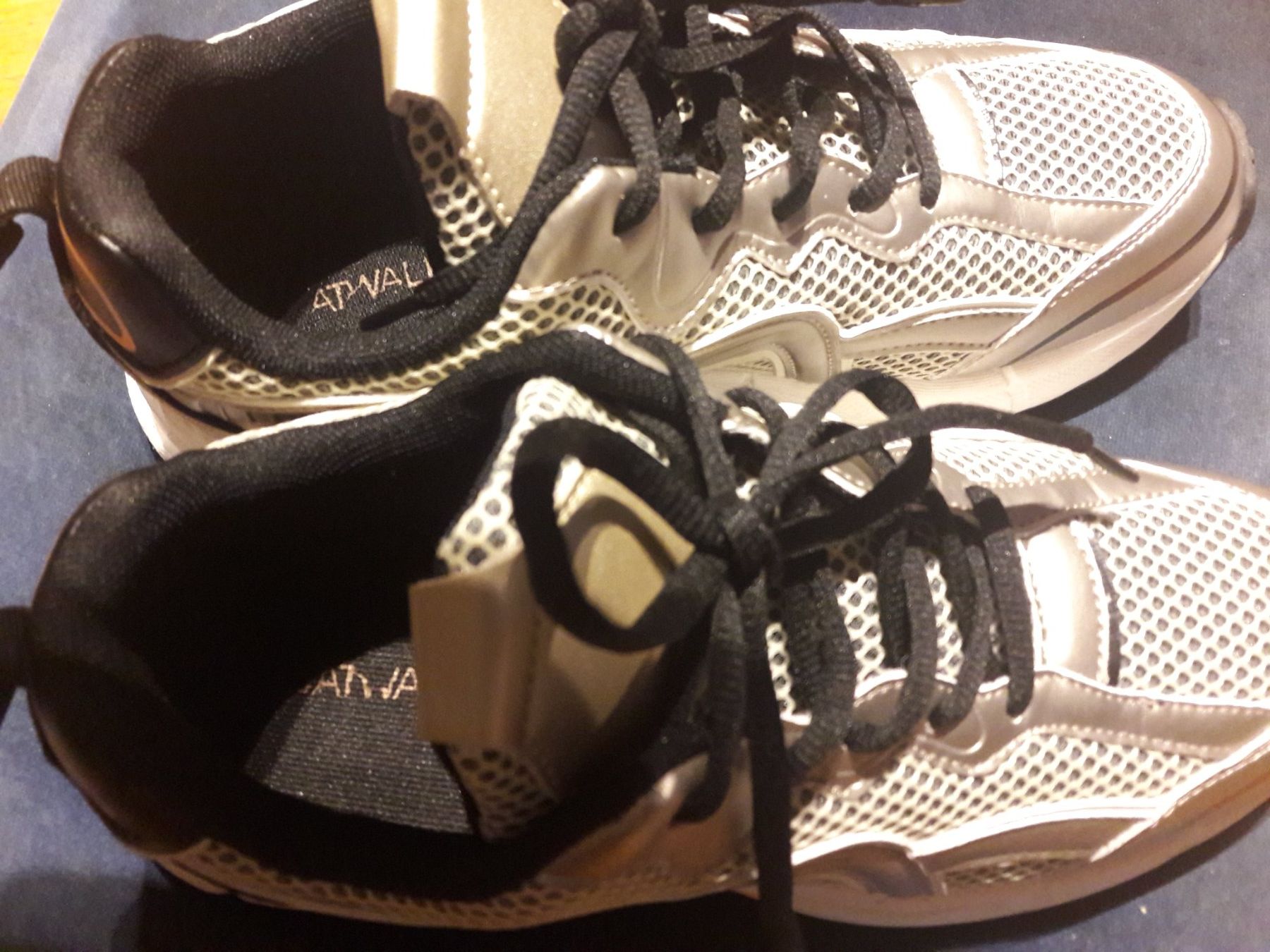 Damenschuhe: SCHUHE - 39 - Gold - CATWALK  - NW – Neu (gemäss Beschreibung) aus Luzern von miocarobabbonetoscan 5