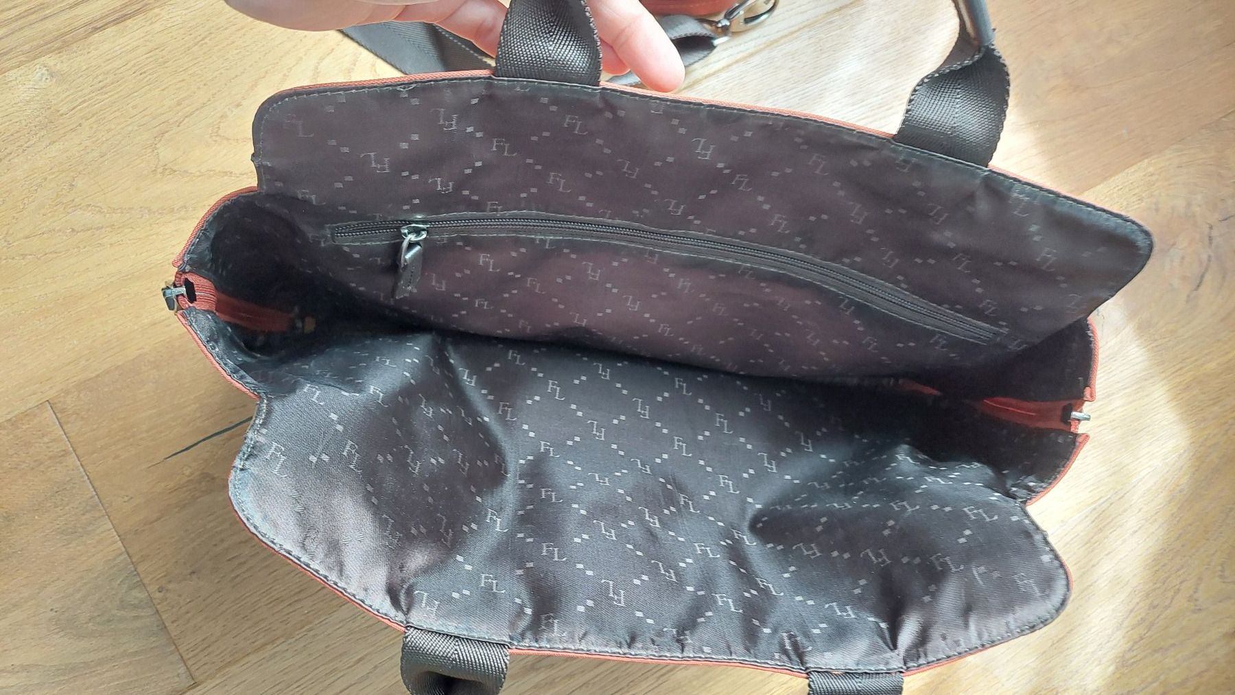 Koffer & Taschen: Sac "porte-documents" en très bon état. – Gebraucht aus Grandson von Dobbyl 6