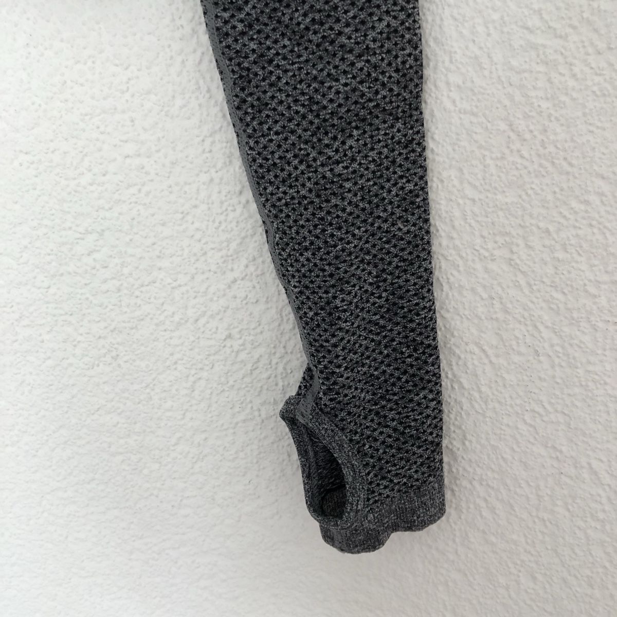 Tops: Sport Crop Top Grau, Gr. S, Daumenlöcher – Neu (gemäss Beschreibung) aus Chur von faja7000 2
