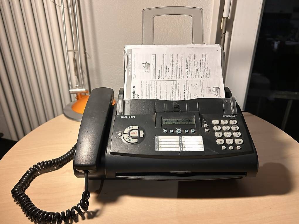 Telefoni: Téléphone fixe et fax – Usato da Neuchâtel venduto da zib_lzs8