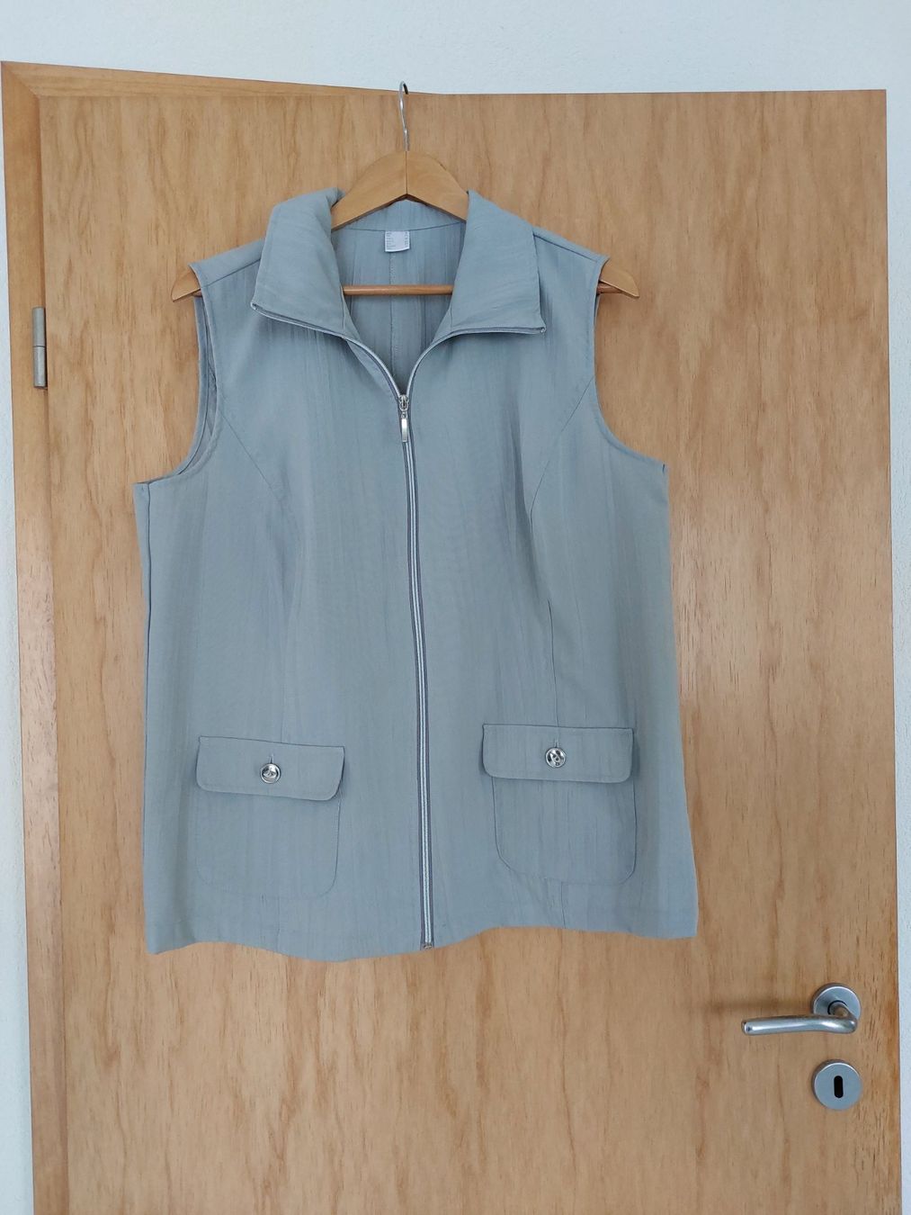 Gilets: Gilet Gr.  46 – D'occasion à Schmitten FR par ReniStern
