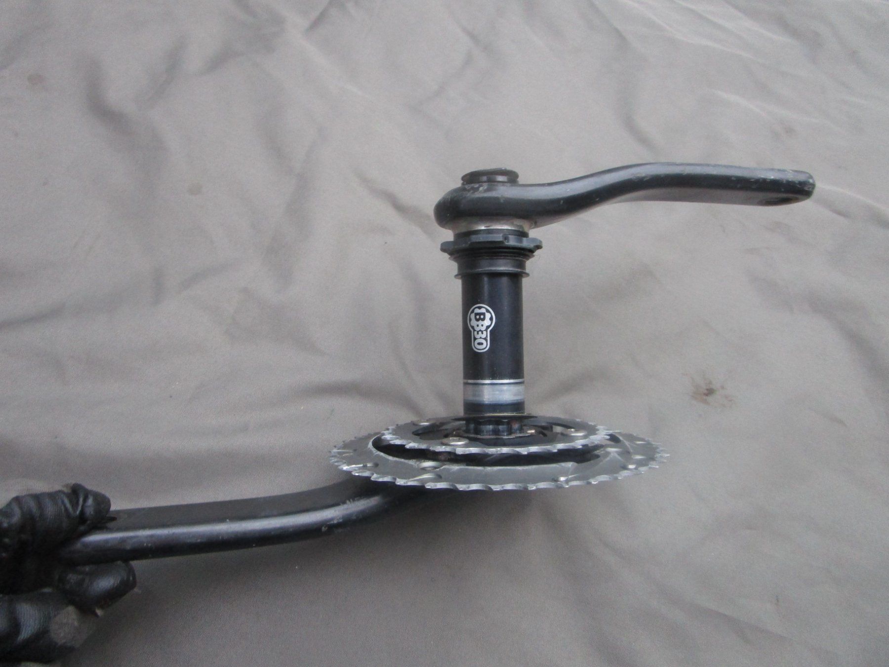 Pezzi di ricambio: SRAM BB30 MTB Kurbelgarnitur – Usato da Ottikon venduto da Locomotive01 1