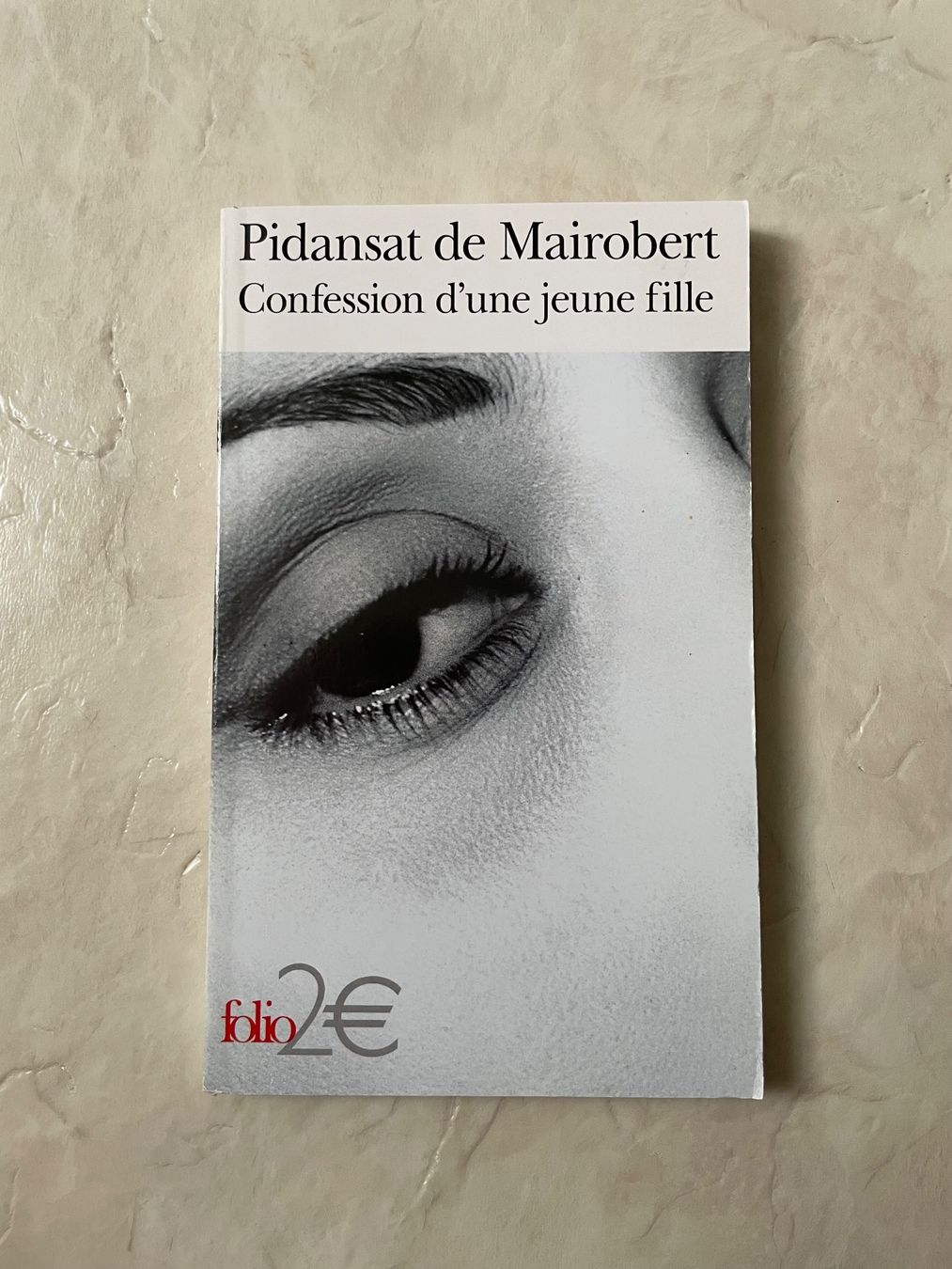 Libri: Confession d'une jeune fille – Nuovo (secondo la descrizione) da Uetikon am See venduto da m1384