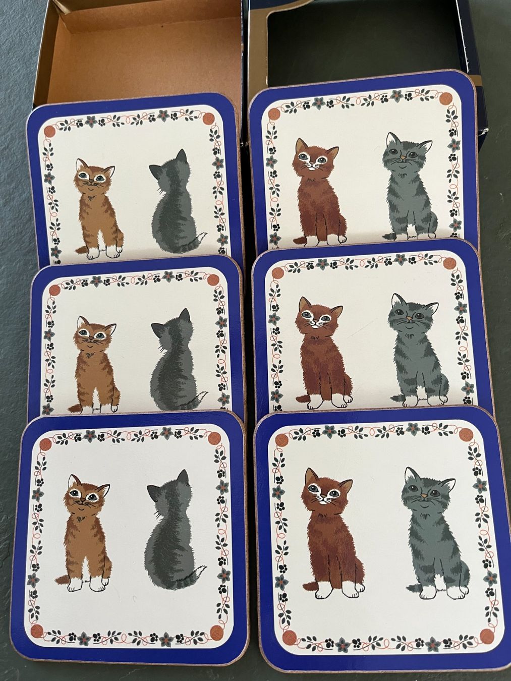 Sottobicchieri: Coasters  Gläseruntersetzer  Katzen Pimpernel – Usato da Lützelflüh-Goldb venduto da Fresu8