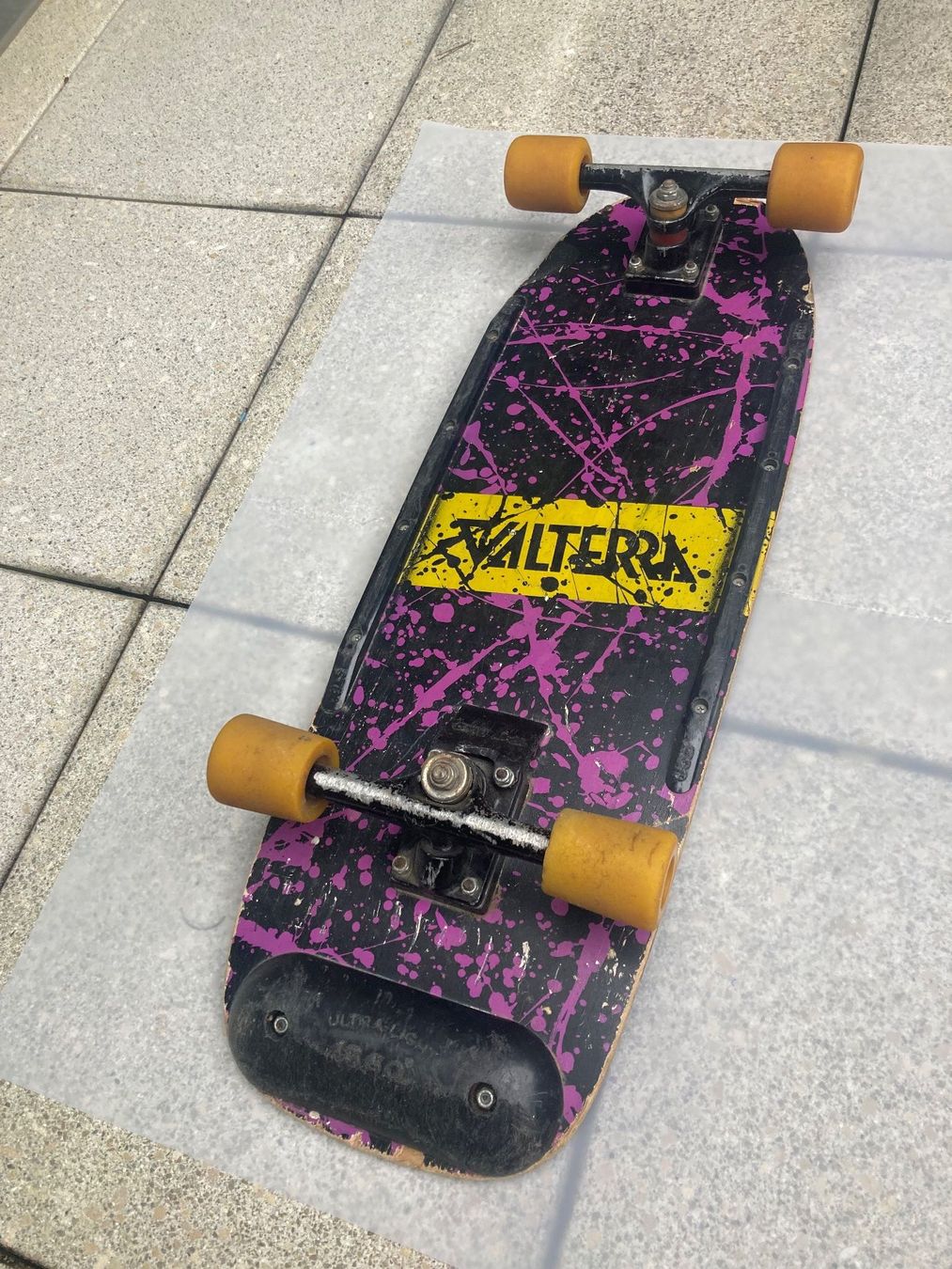 Skateboards: Valterra Skateboard Back to the Future – Gebraucht aus Vallamand von CFK5 1