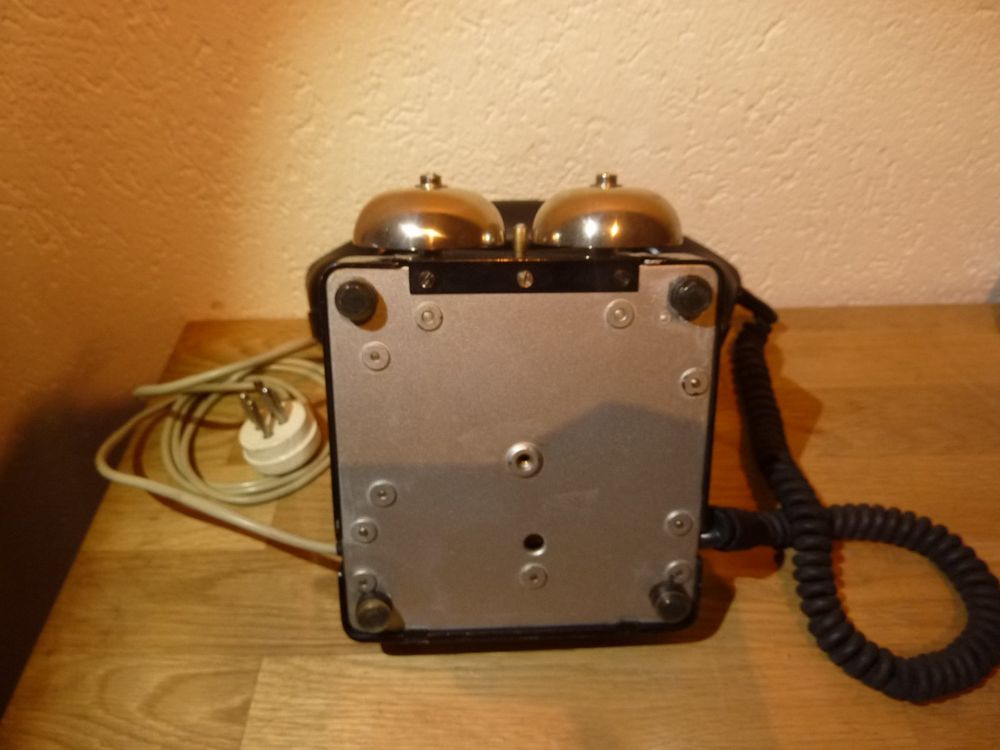 Antikes schön erhaltenes Telefon Modell 29 5