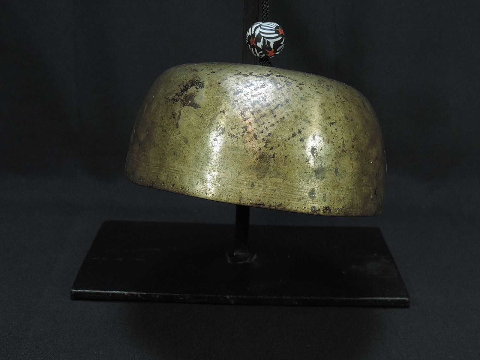 Campanacci mucche: alte Klangschale aus Nepal, Glocke – Usato da Duggingen venduto da roterbambus 1