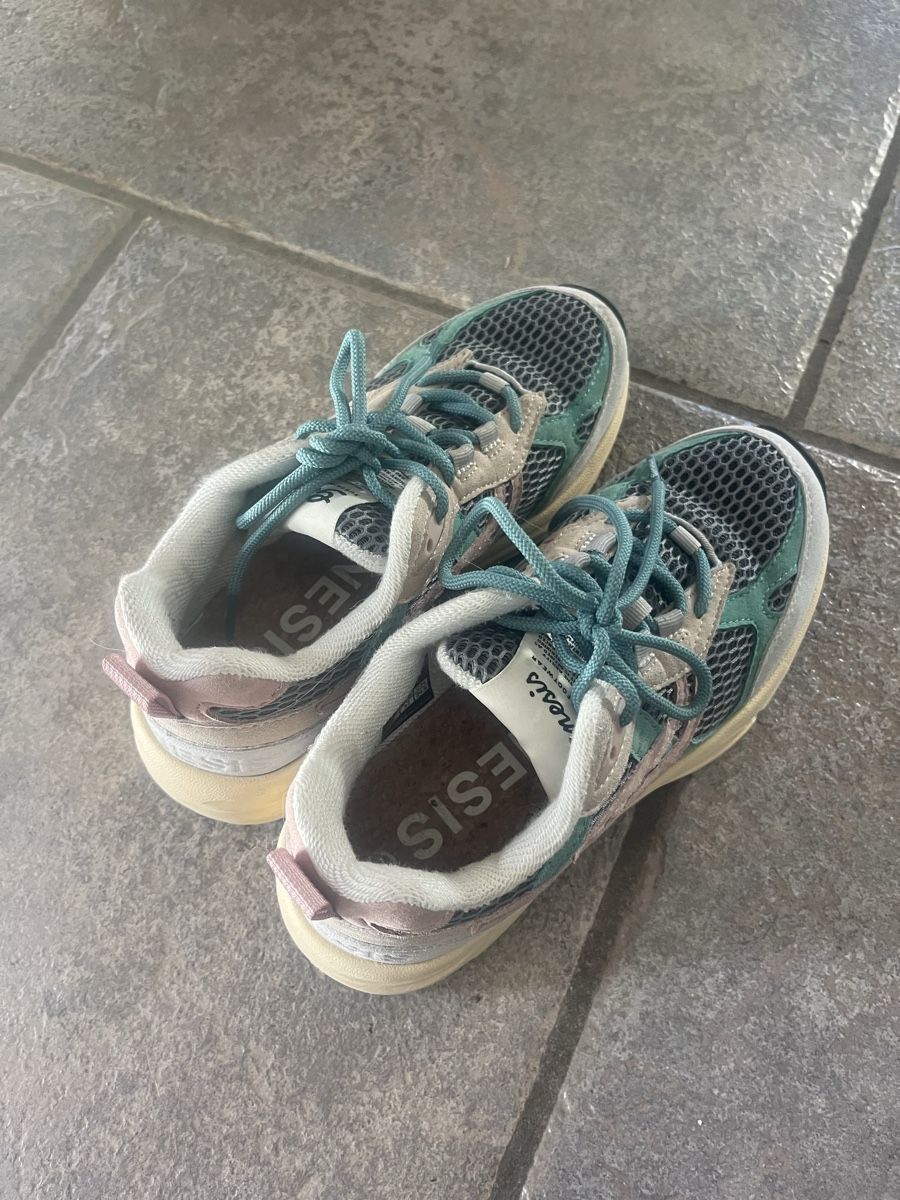 Genesis Scarpe da donna: Fair sneaker Genesis shoes 37 – Usato da Stallikon venduto da CristinaK.2026 3