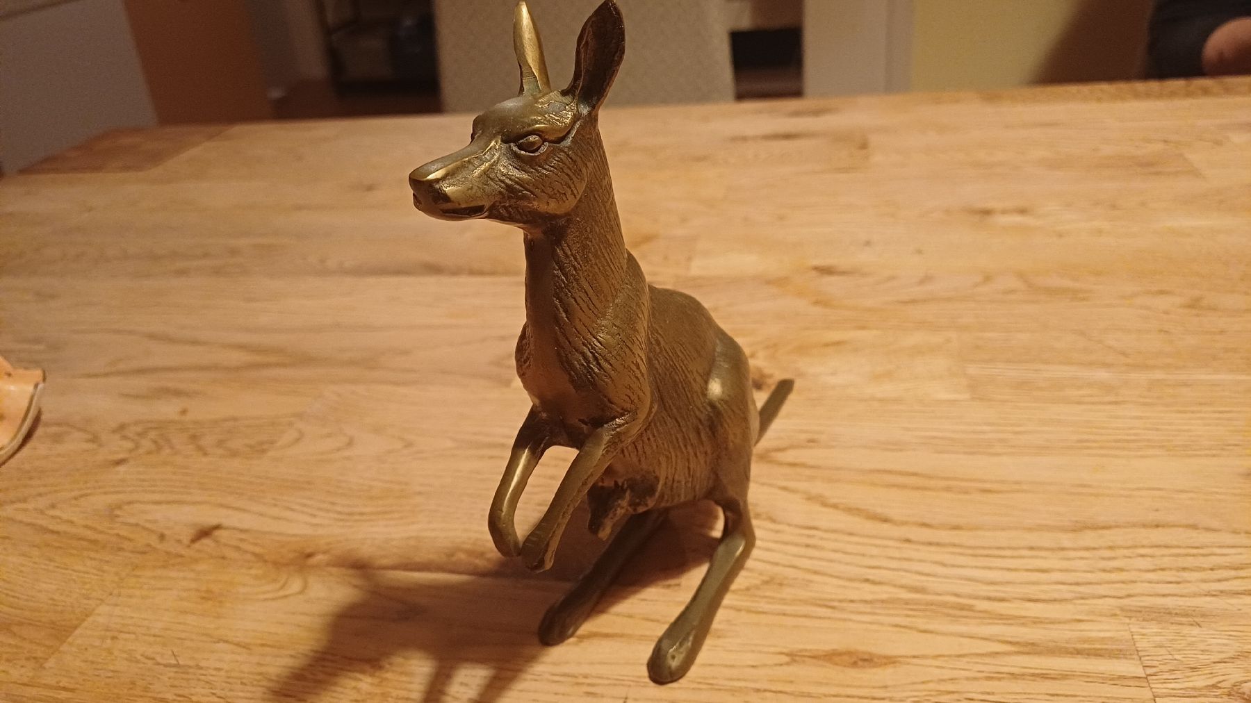 Statuette: Schönes Kängeru mit Jungem – Usato da Flawil venduto da Pinkmalibu 6