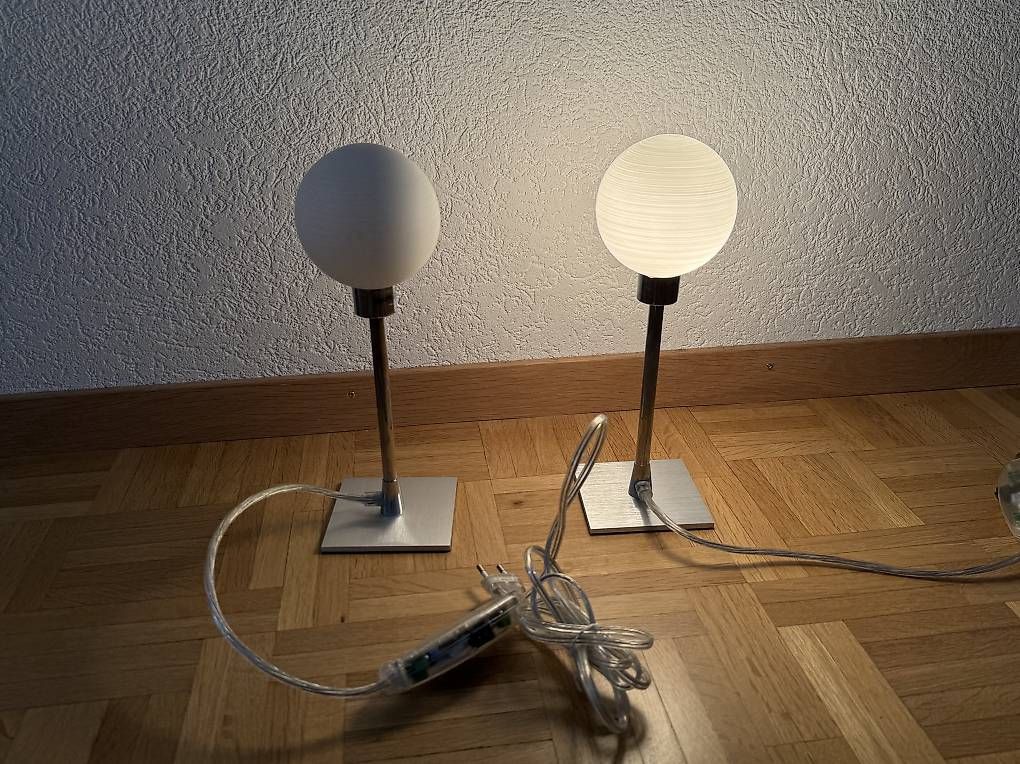 Lampade: Deux lampes de chevet OPLA – Usato da Territet venduto da mis_p856