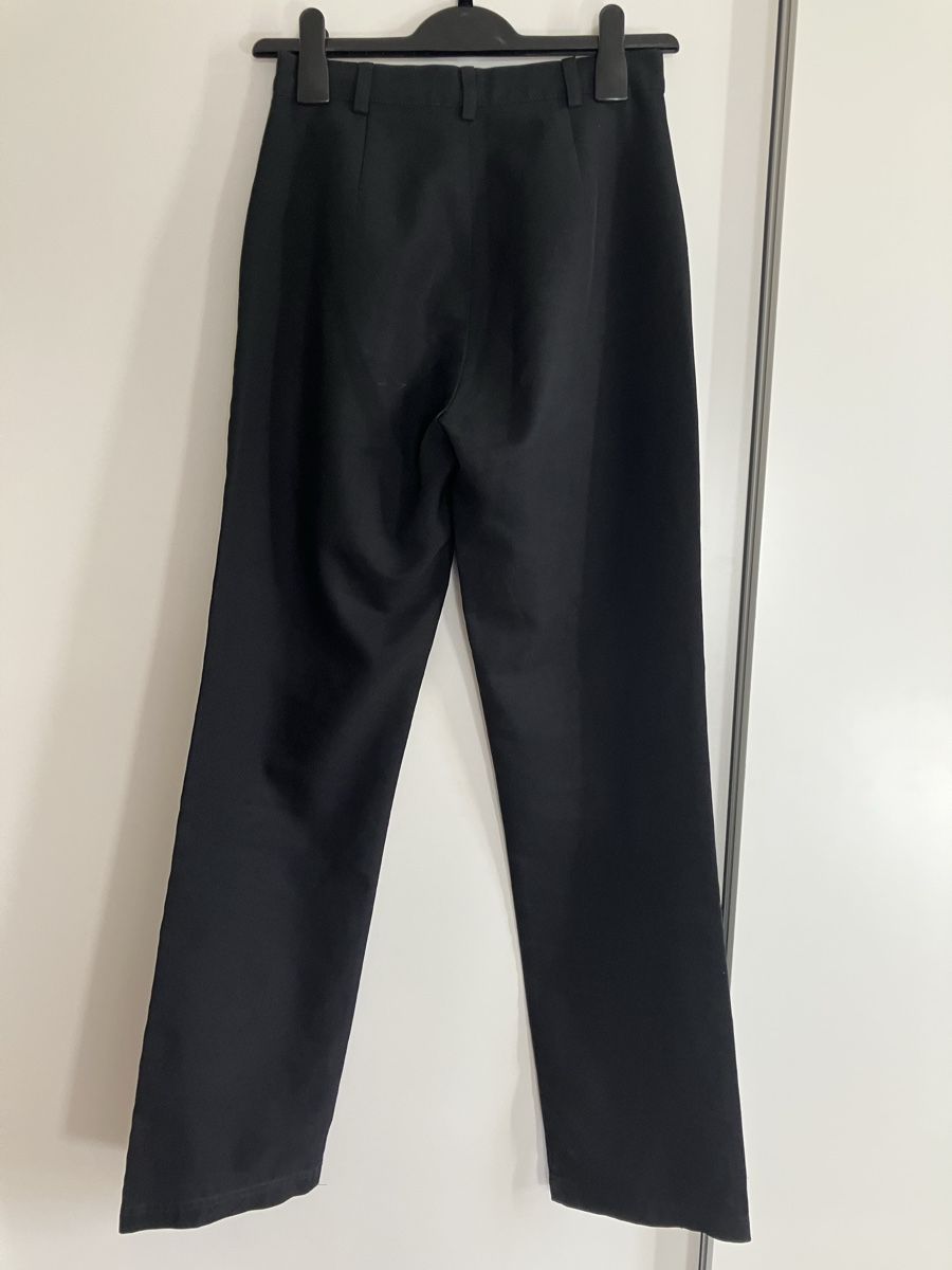 Pantaloni: Pantalon noir – Usato da Sion venduto da edelweissse 1