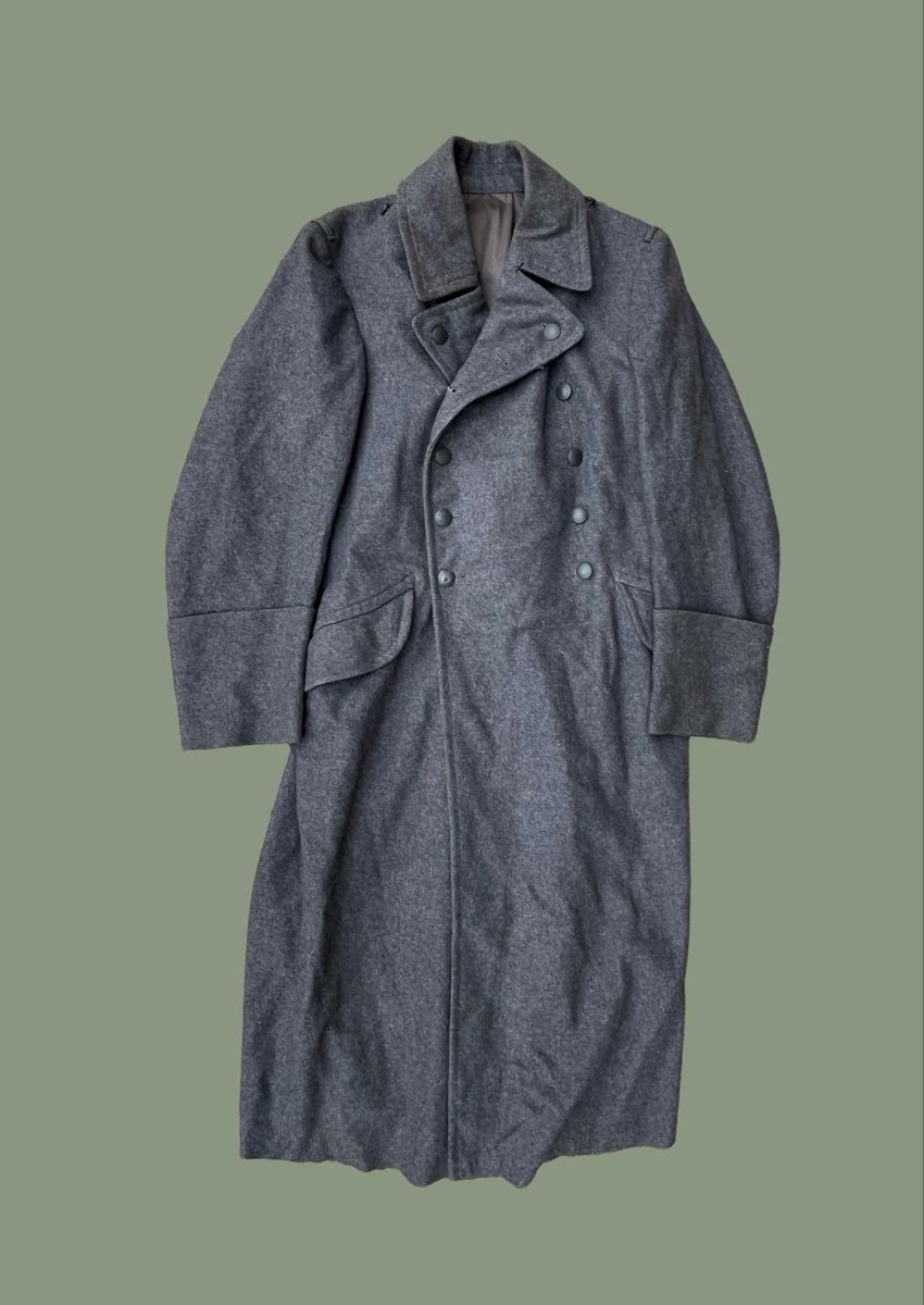 Uniformi: Mantel / Kaput der Deutsche Luftwaffe 1940 WW2 – Usato da Bellevue venduto da Belafer