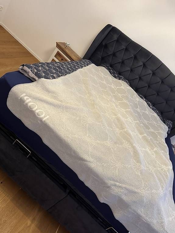 Coperte: Joop! Wohndecke 150x200cm – Usato da Oberbüren venduto da dijbdn 2
