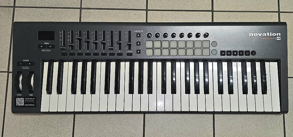 Strumenti musicali: Piano synthétiseur midi – Usato da Lausanne venduto da Mic007