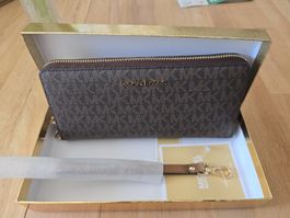 Michael Kors portemonnaie Jet Set travel continental. Braun