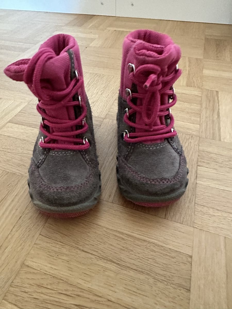 Scarpe per ragazze: Winterschuhe Gr. 20 – Usato da Köniz venduto da cyn_5gj9 4