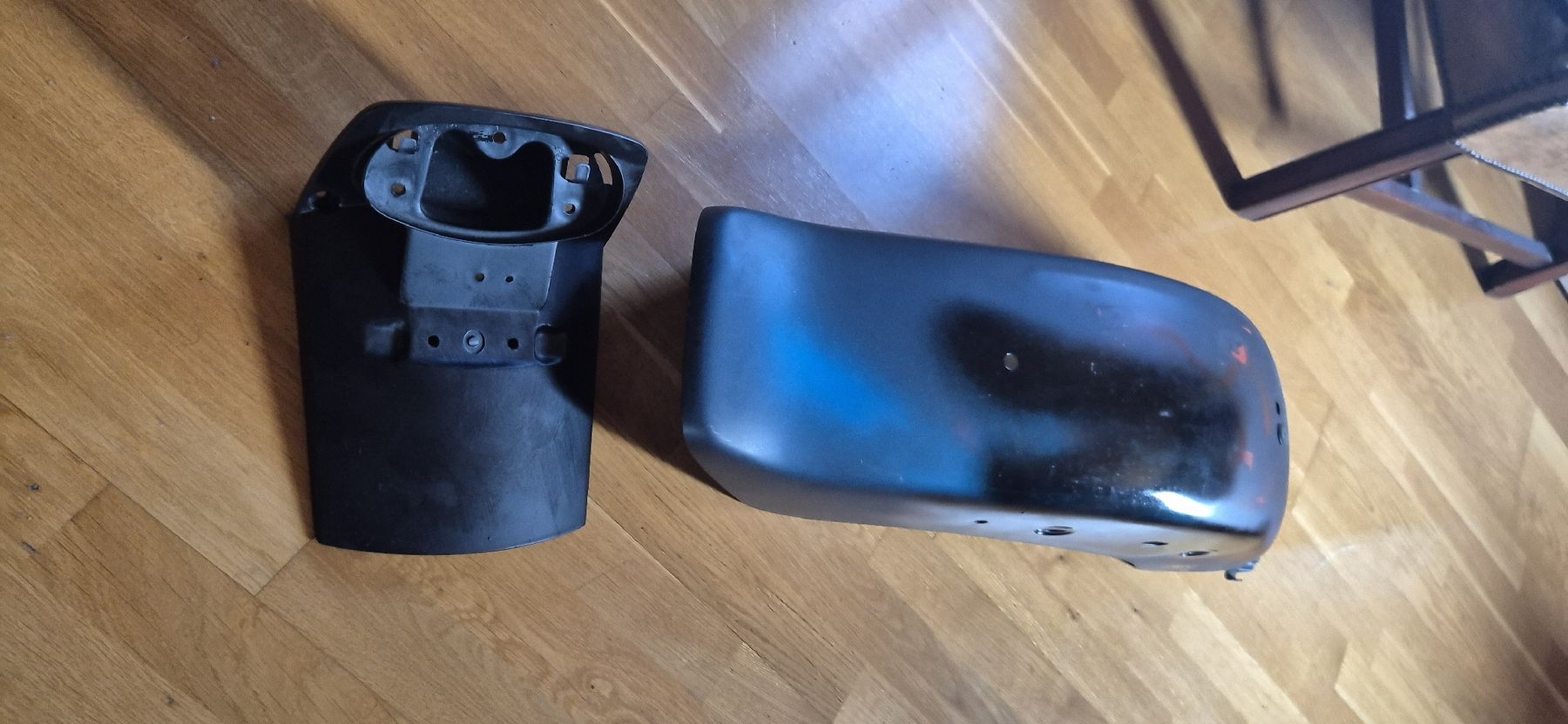 Yamaha Tutti i ricambio per moto: Yamaha XVS 650 Heckfender + Rücklichthalterung – Usato da Seewis-Pardisla venduto da Dyamii 1