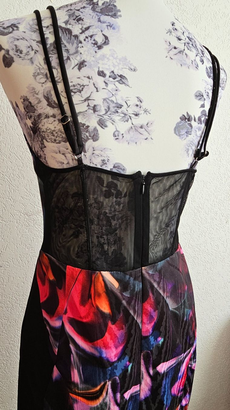 Karen Millen Kleider: Karen Millen Gr. 38 – Gebraucht aus Sierre von ReflektSlow 5