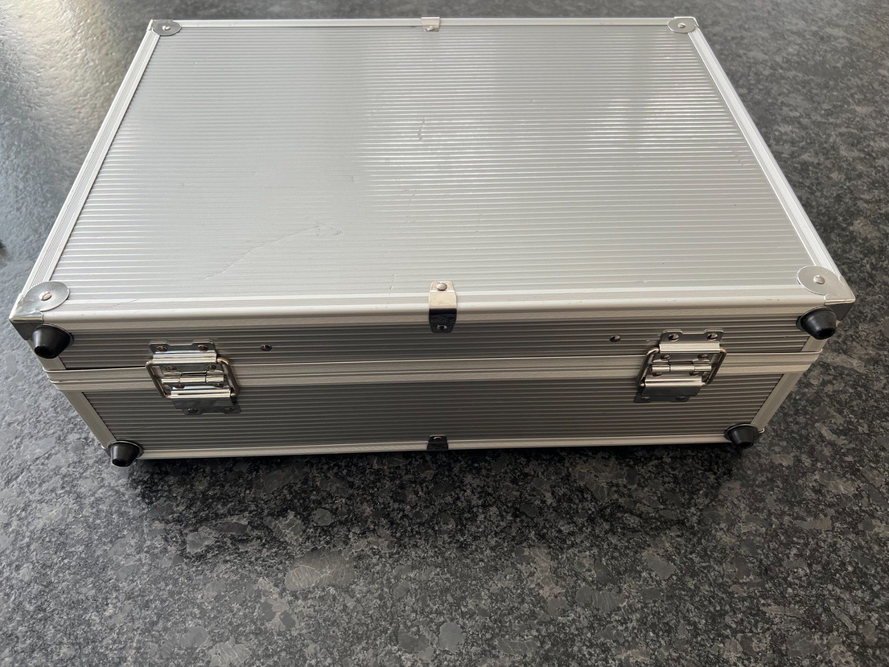 Valises de voyage: Alu-Tragkoffer – D'occasion à Thayngen par lumpielefant 4