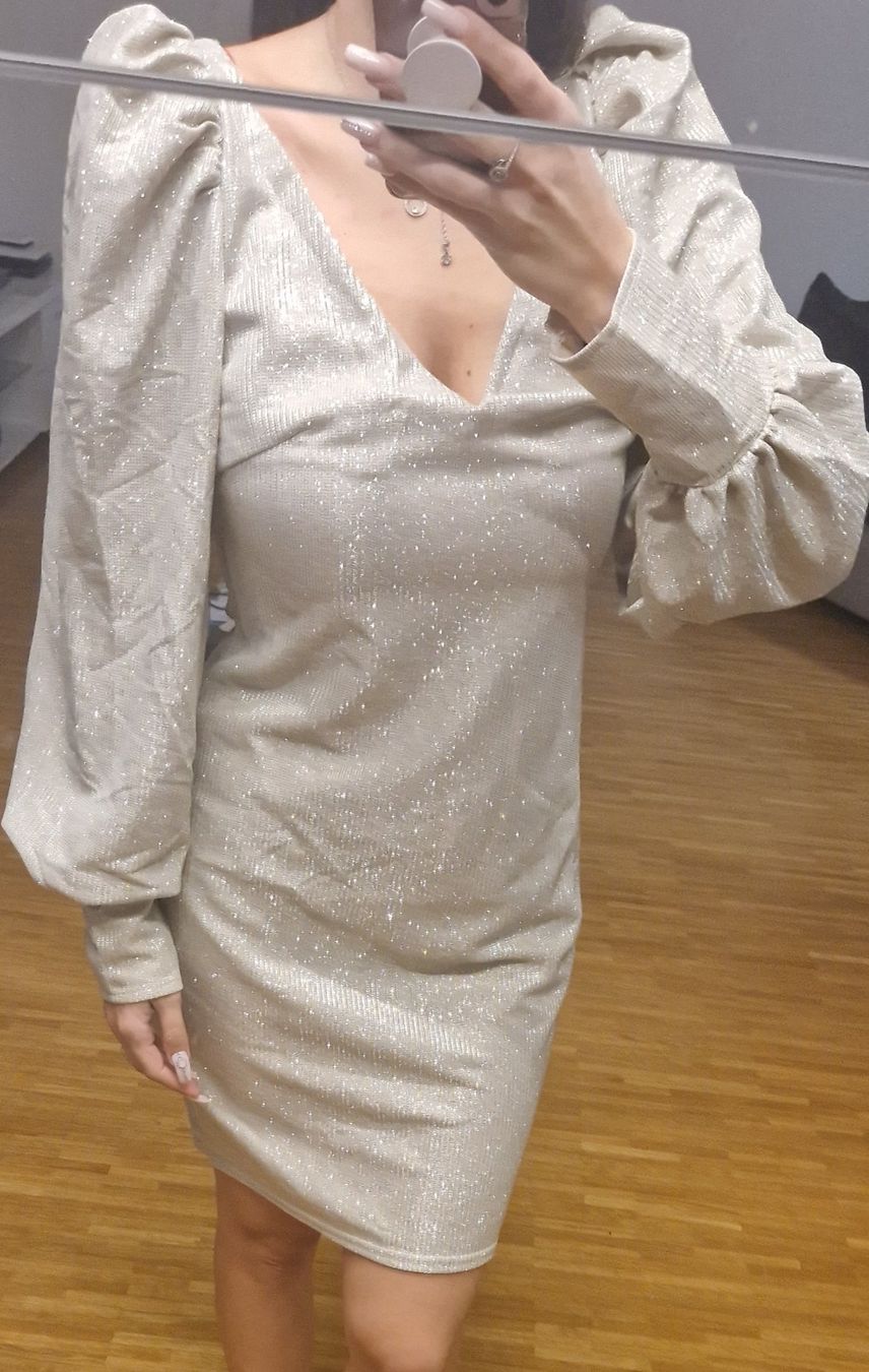 Vestiti: Robe dorée à paillettes taille M/L – Nuovo (secondo la descrizione) da Versoix venduto da aline_b 1