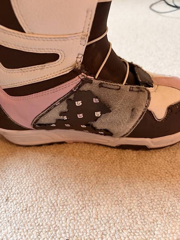 Chaussures hommes: Snowboardschuhe  – D'occasion à Stäfa par Vivilea64 4