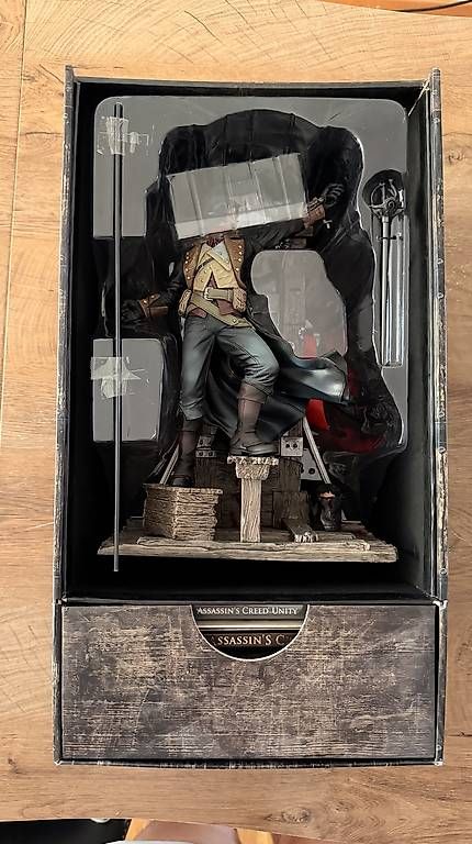 Giochi: Assassins Creed Unity Guillotine Collector Edition Xbox – Usato da Bonstetten venduto da gab_n6fb 1
