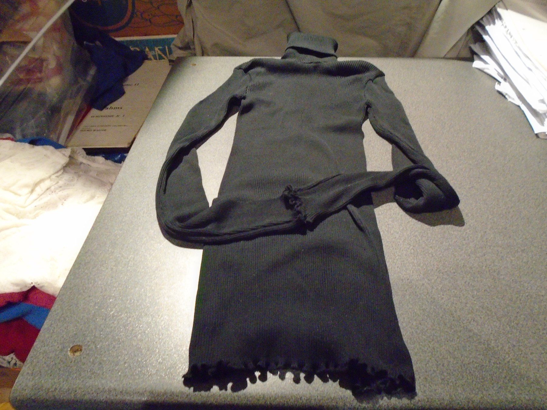 Pullover & Sweatshirts: Rollkragenpullover ca. Grösse S, schwarz/Streifenmuster – Gebraucht aus Zürich von abraxas1291
