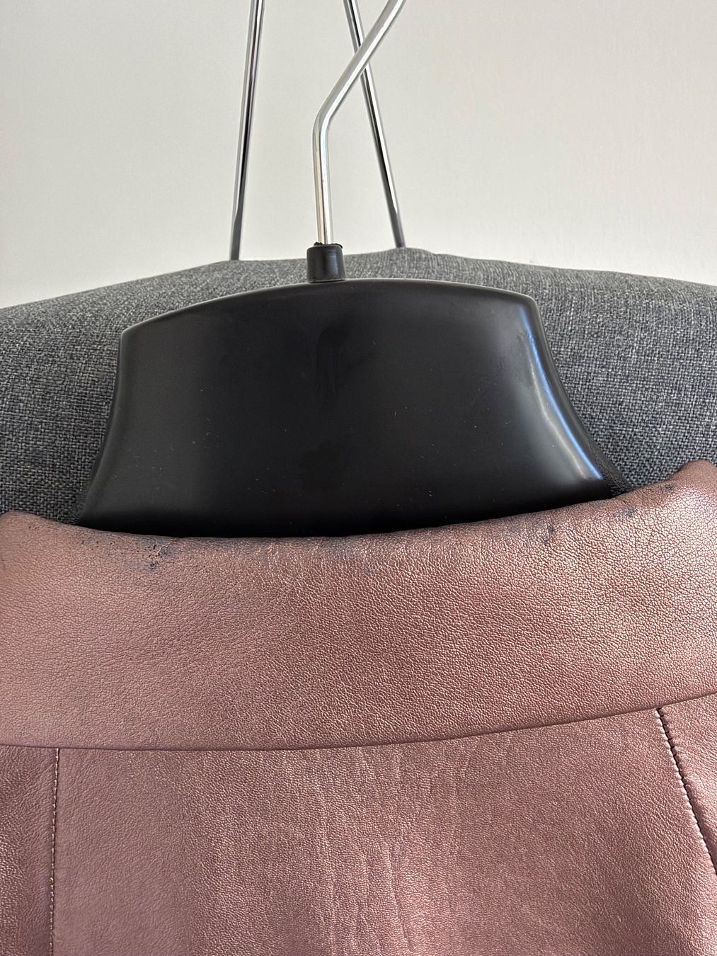 Escada Jacken: Escada Leather Jacket Metallic Pink – Gebraucht aus Langnau am Albis von vitakl8 3