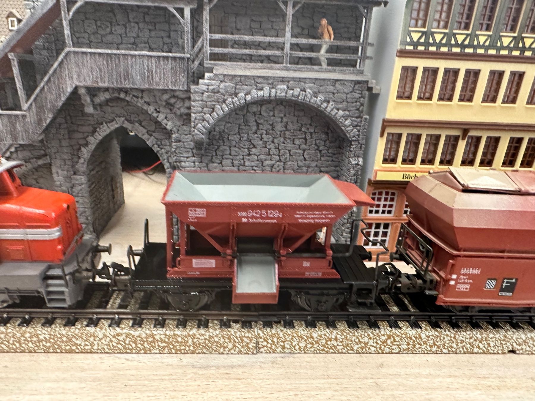 Märklin Modelleisenbahnen: Märklin 3044 BR EA800 Kieszug – Gebraucht aus Lupsingen von New-Haven 2