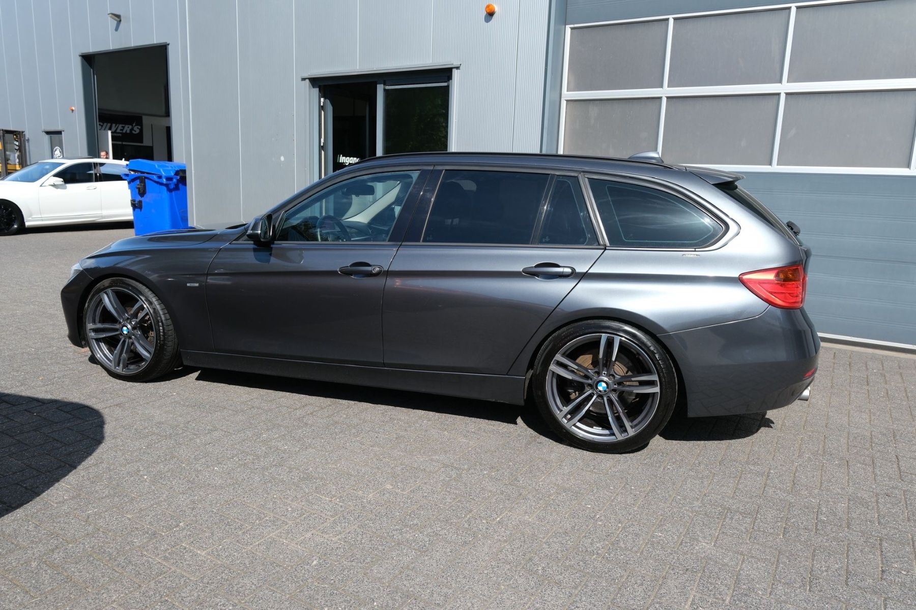 BMW Automobili: BMW 330D (F31) Touring – Usato da Glattpark(Opfikon) venduto da ale_mg8x 5