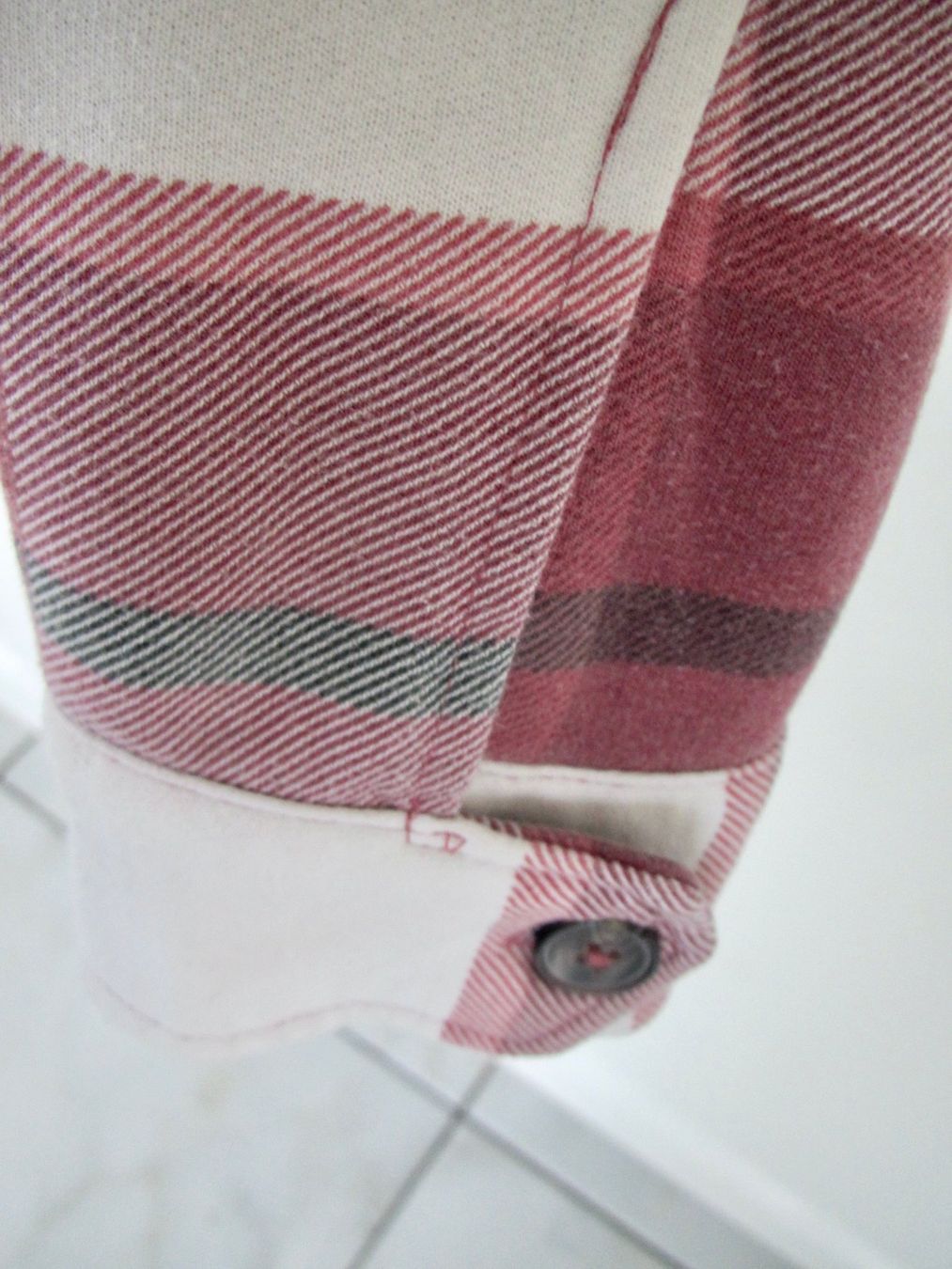 Giacche: VESTE CHICOREE A CARREAUX  NEUVE – Usato da Murten venduto da Selliot 4