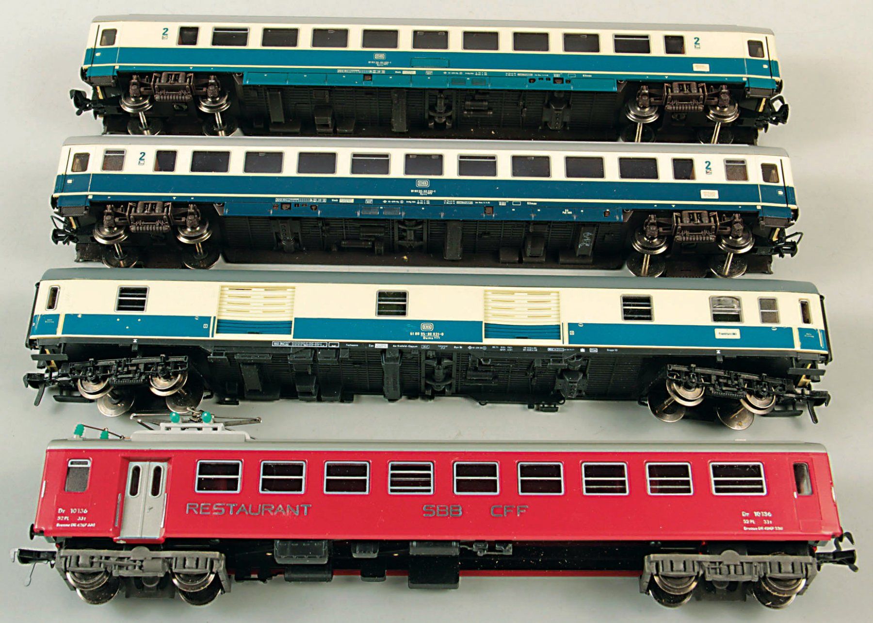 Fleischmann Modellini di ferrovie: 4 Fleischmann Wagen Spur H0 DC (V90) – Usato da Anglikon venduto da Florenre