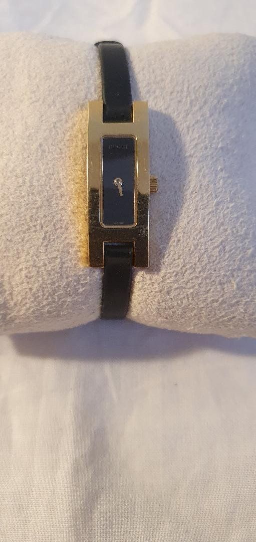 Gucci Orologi: Jolie Gucci dame 1900 L – Usato da Genève venduto da Ivlo